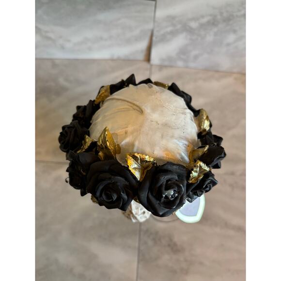 Christian LaCroix Skeleton Veiled Bride Bust Lady Veil Light Up Wreath Halloween - Picture 6 of 7